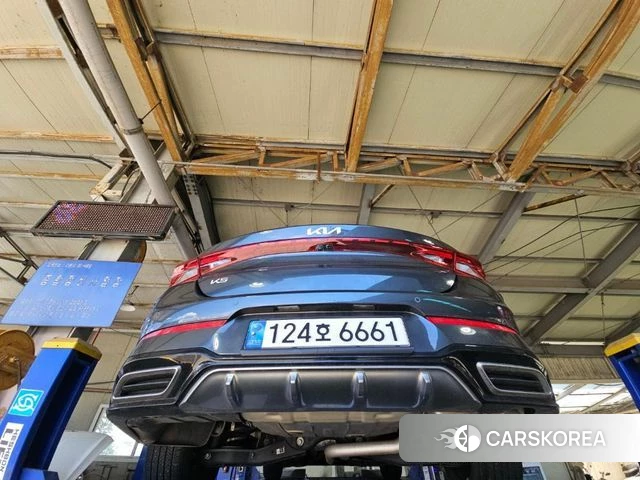 Kia K5 3rd generation 2022 Серебристо-серый из Кореи, фото 2