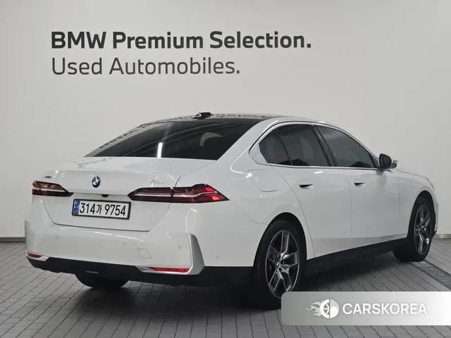 BMW 5 Series (G60) id 3036470 из Кореи 11