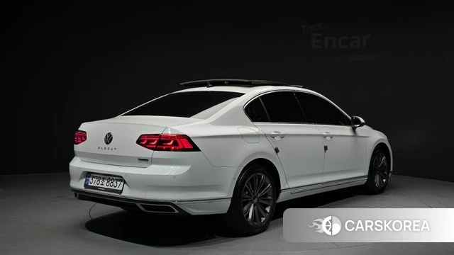 Volkswagen Passat GT (B8) id 4585683 из Кореи 12