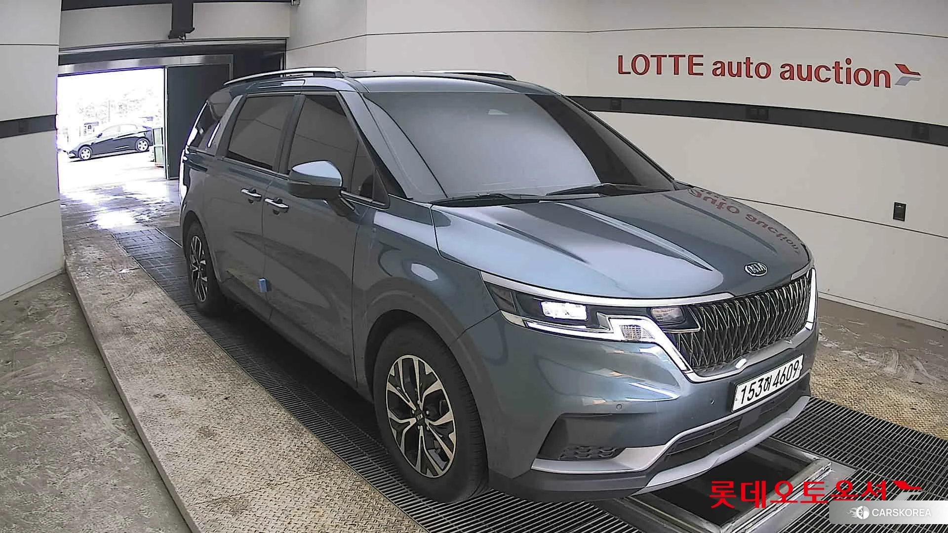 Kia Carnival id 3875761 из Кореи 12