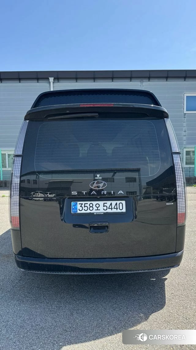 Hyundai Staria 2023 Черный из Кореи, фото 4