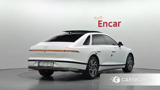 Hyundai Grandeur (GN7) id 3382806 из Кореи 12