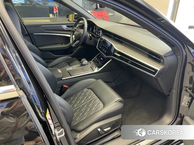 Audi A6L id 4290477 из Китая 8