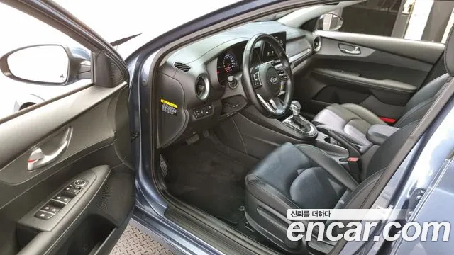 Kia Come New K3 id 2574775 из Кореи 12