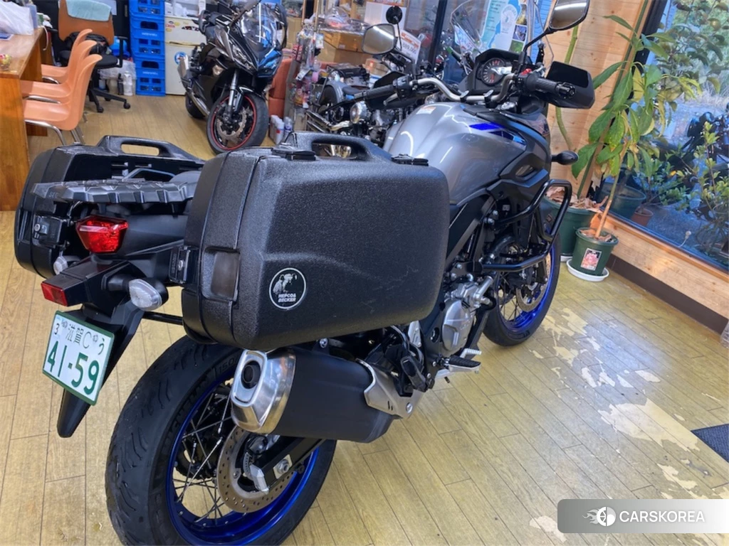 Проданный Suzuki V-STROM 650 DL650 ABS 2021 из Японии