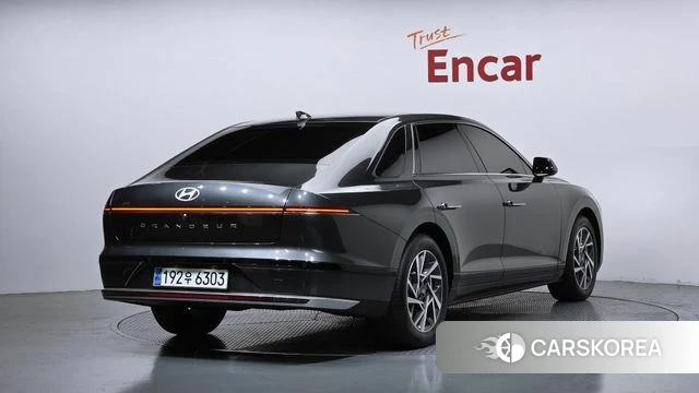 Hyundai Grandeur (GN7) id 4493754 из Кореи 12