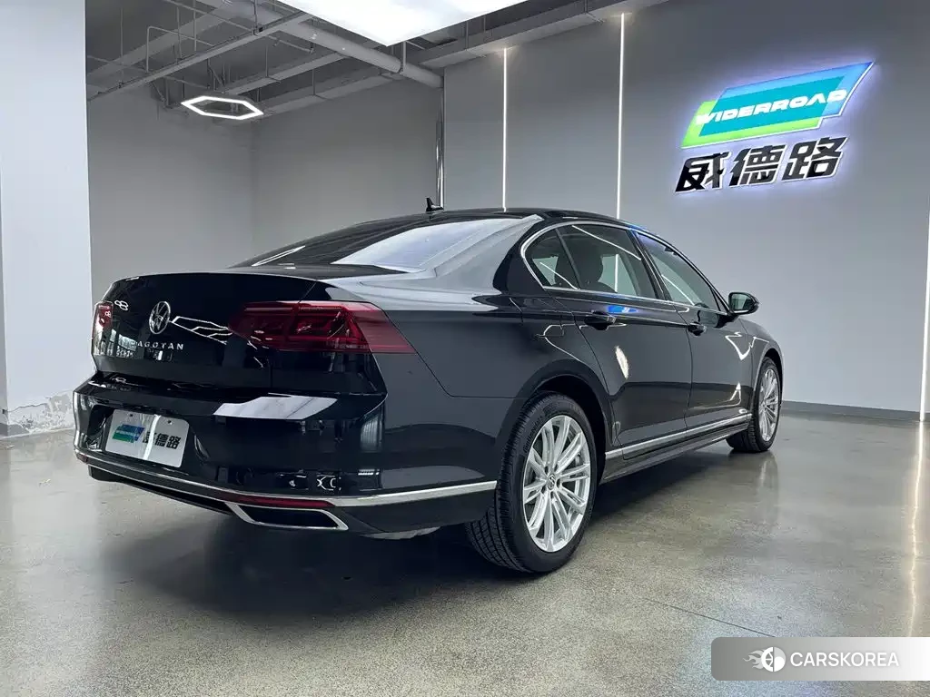 Volkswagen Magotan id 4680442 из Китая 12