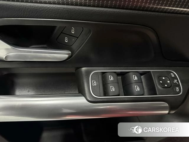 Mercedes-Benz GLA id 4211871 из Китая 12