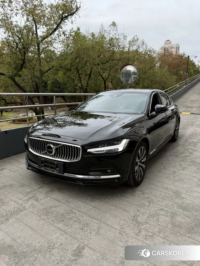 Volvo S90 2021 Черный из Китая, фото 2