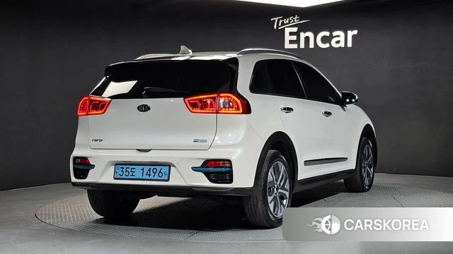 Kia Niro EV id 4179485 из Кореи 12