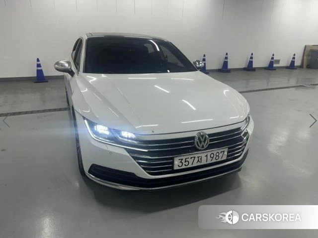 Volkswagen Arteon 2019 Белый из Кореи, фото 5