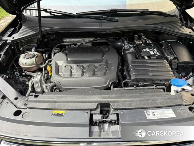 Volkswagen Tiguan L id 4290503 из Китая 12