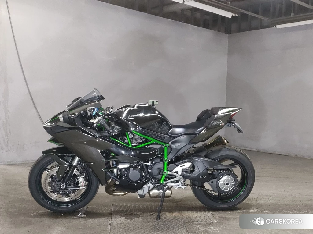 Проданный Kawasaki NINJA H2 2015 из Японии, фото 2