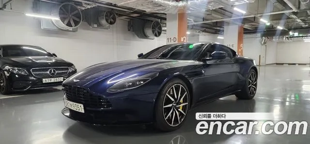 Aston Martin DB11 2019 Синий из Кореи, фото 2