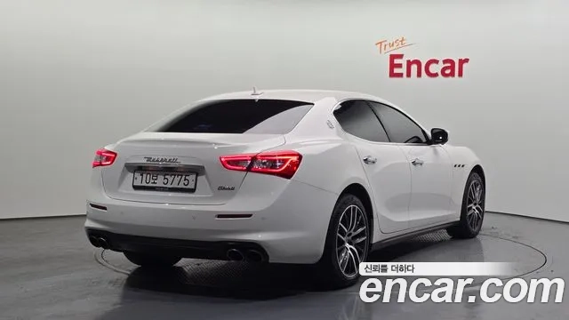 Maserati Ghibli id 2870556 из Кореи 12