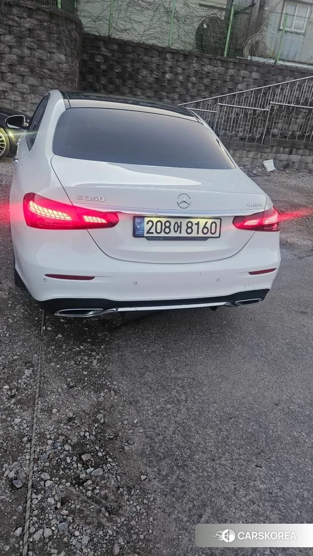 Mercedes-Benz E-Class W213 2021 Белый из Кореи, фото 2