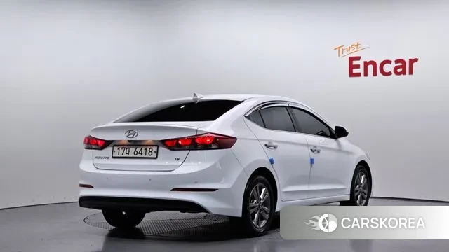 Hyundai Avante AD id 3308319 из Кореи 12