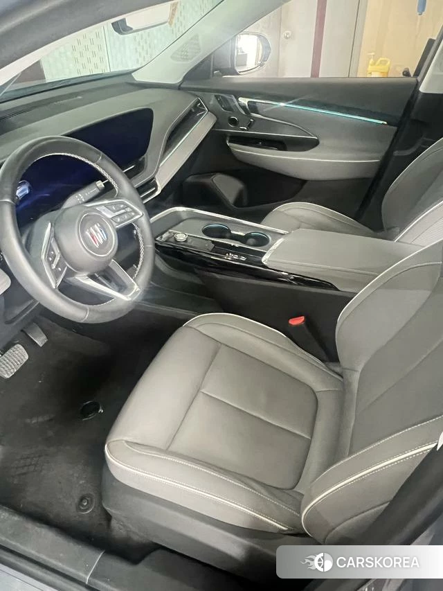 Buick E5 2023 Серебристо-серый из Китая, фото 2