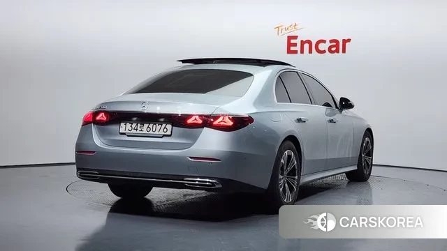 Mercedes-Benz E-Class W214 id 3610142 из Кореи 12