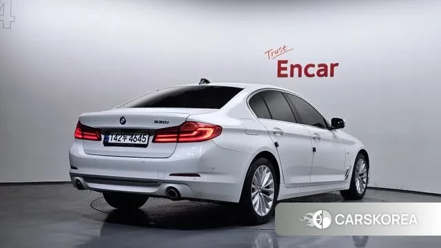 BMW 5 Series (G30) id 3608231 из Кореи 12