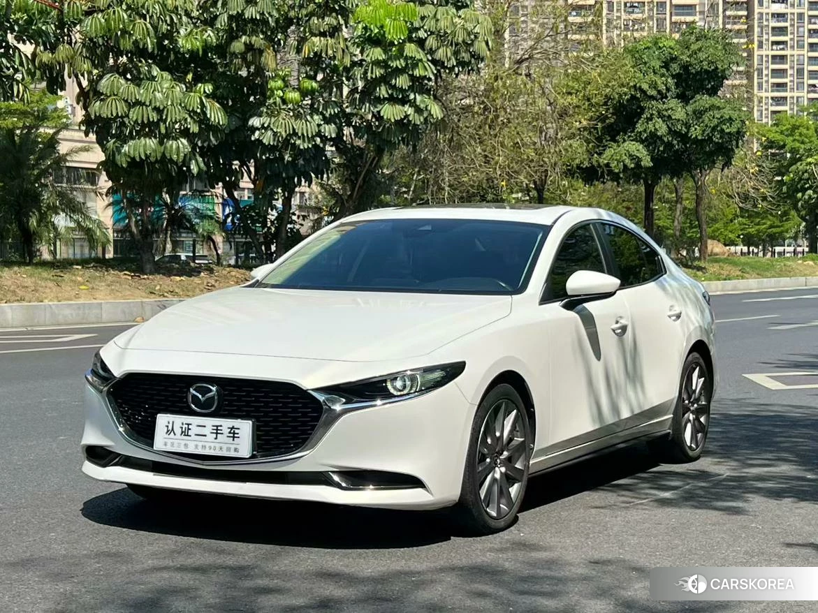 Mazda 3 Angkesaila 2023 Белый из Китая, фото 2