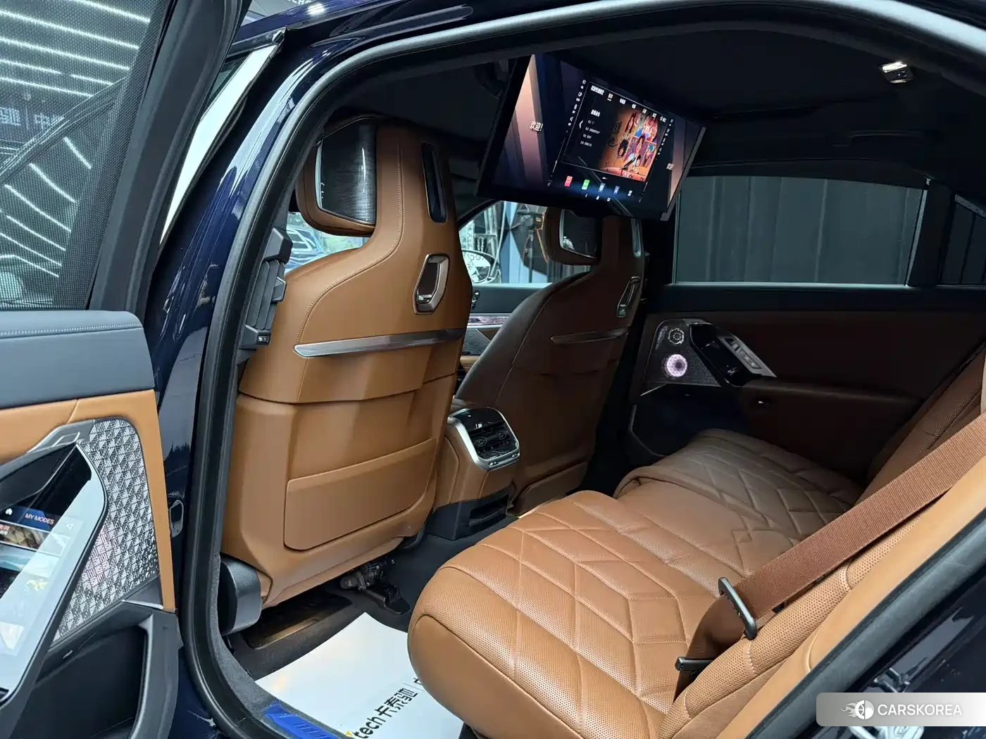 BMW 7 series 2024 Черный из Китая, фото 5