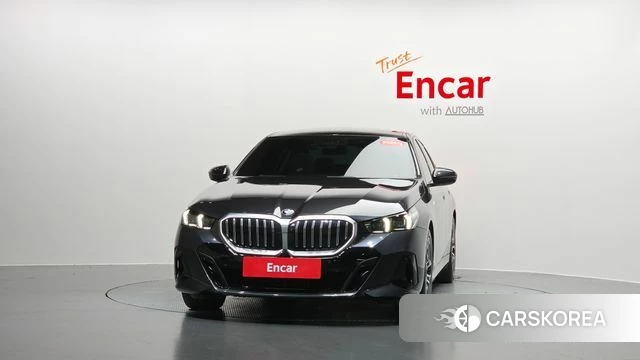 BMW 5 Series (G60) id 4706303 из Кореи 12