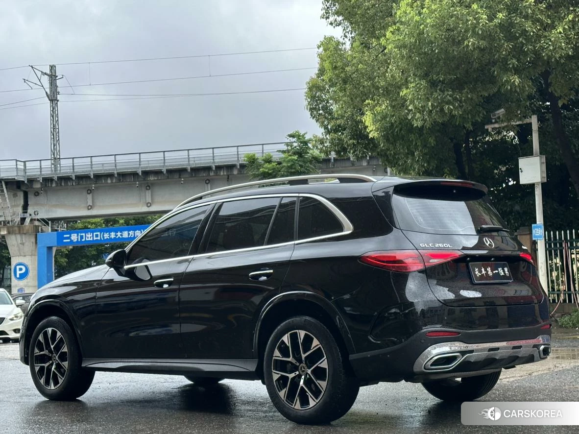 Mercedes-Benz GLC 2024 Черный из Китая, фото 5