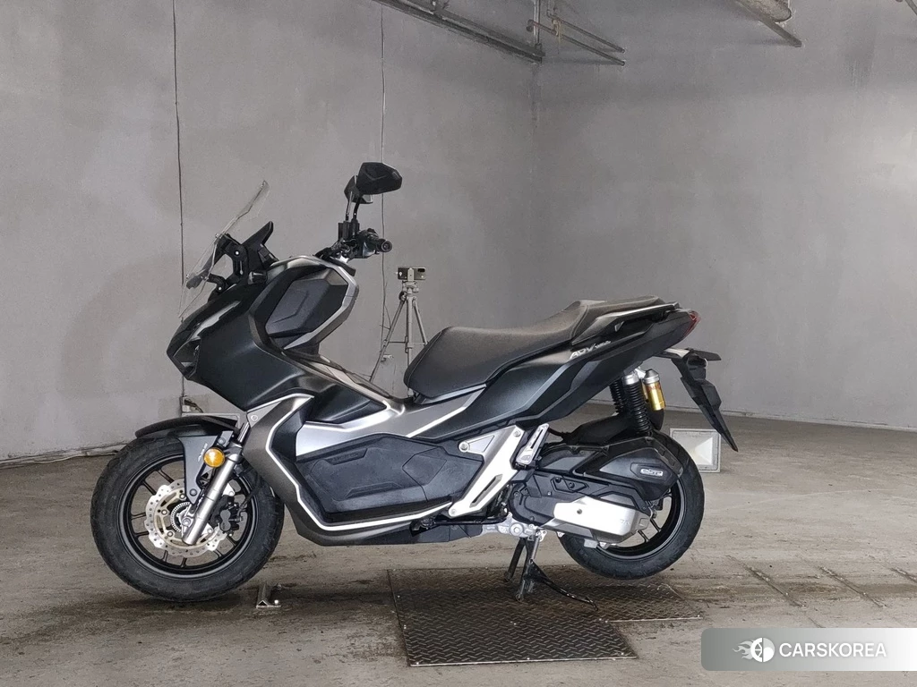 Проданный Honda ADV150 2019 из Японии