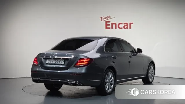 Mercedes-Benz E-Class W213 id 3233496 из Кореи 12