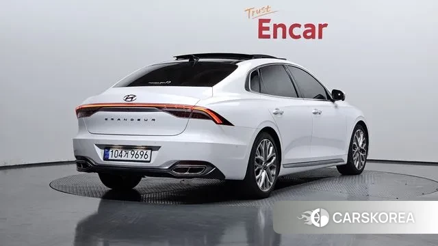 Hyundai The New Grandeur IG id 3616559 из Кореи 12