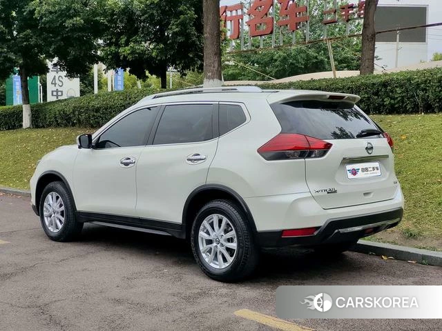 Nissan Qijun 2022 Белый из Китая, фото 2