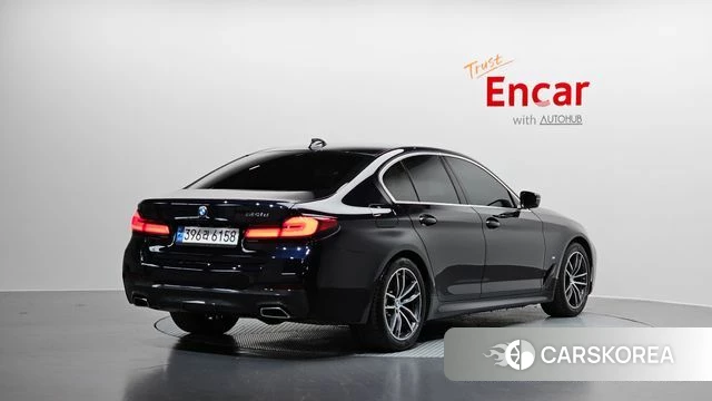 BMW 5 Series (G30) id 3897465 из Кореи 12