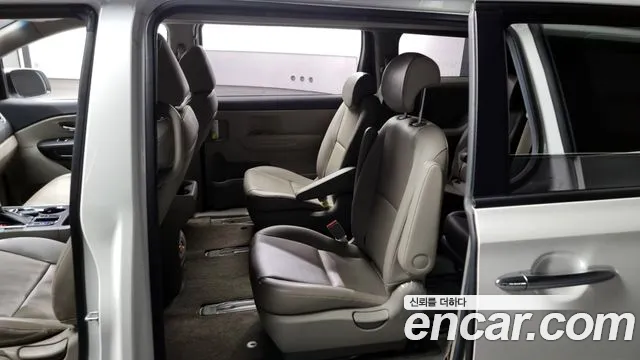 Kia The New Carnival id 2688944 из Кореи 12