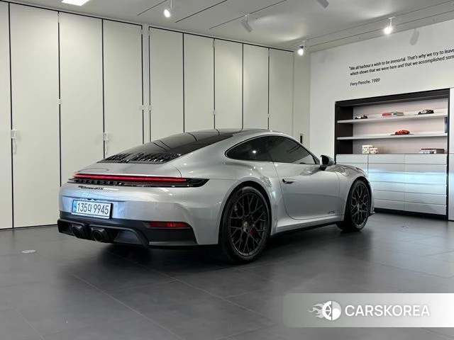 Porsche 911(992) id 4847243 из Кореи 12