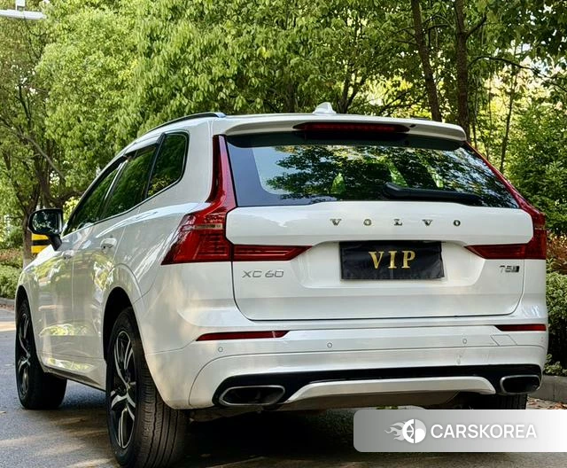 Volvo XC60 2020 Белый из Китая, фото 3