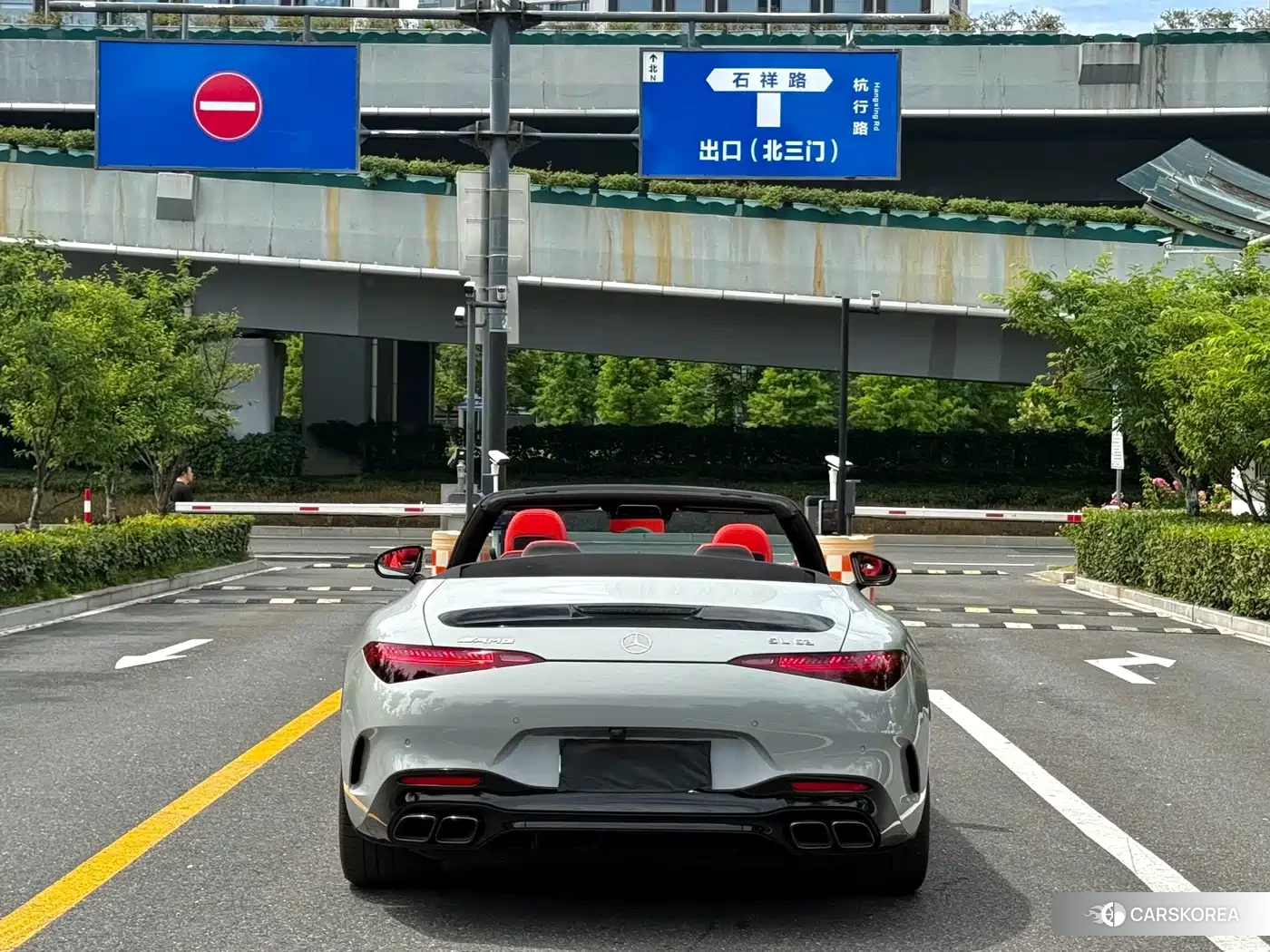 Mercedes-Benz SL-class AMG 2025 Silver/gray из Китая, фото 2