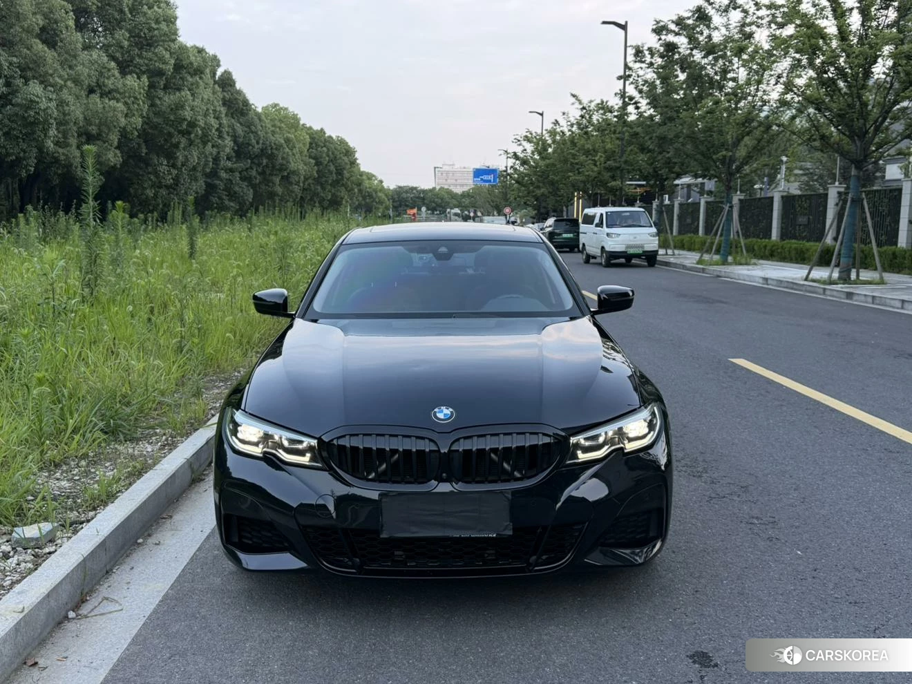 BMW 3 series 2022 Черный из Китая, фото 2