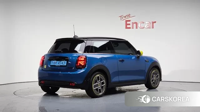 Mini Cooper Electric id 2915123 из Кореи 12