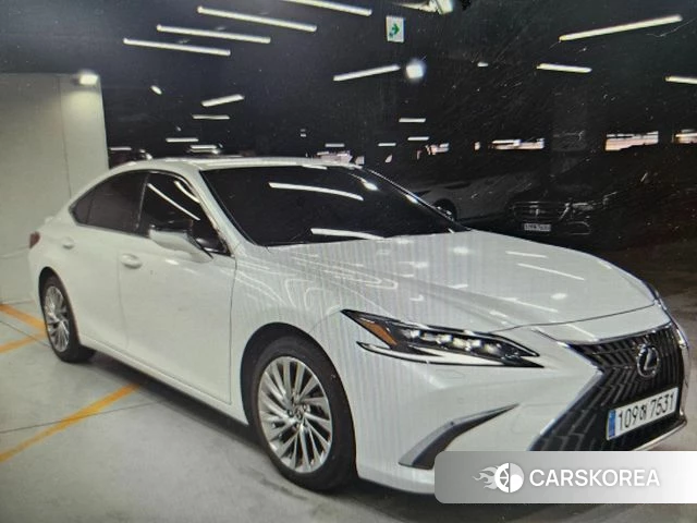 Lexus ES300h 7th generation id 4222695 из Кореи 9