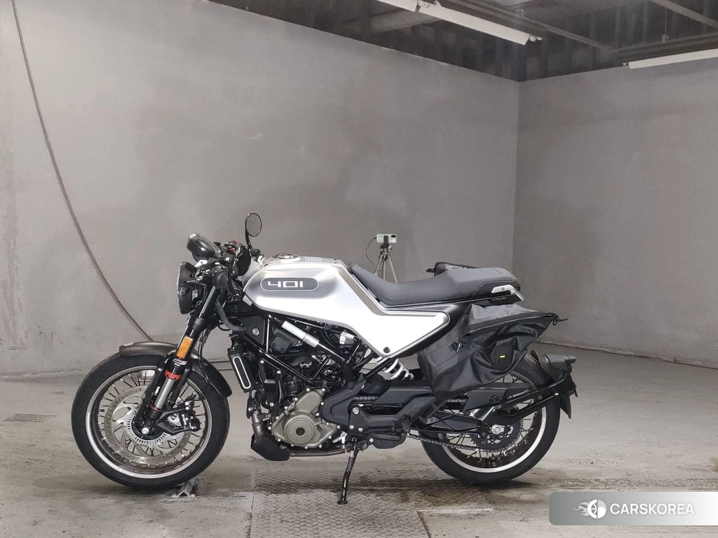 Проданный Husqvarna VITPILEN 401 2021 из Японии