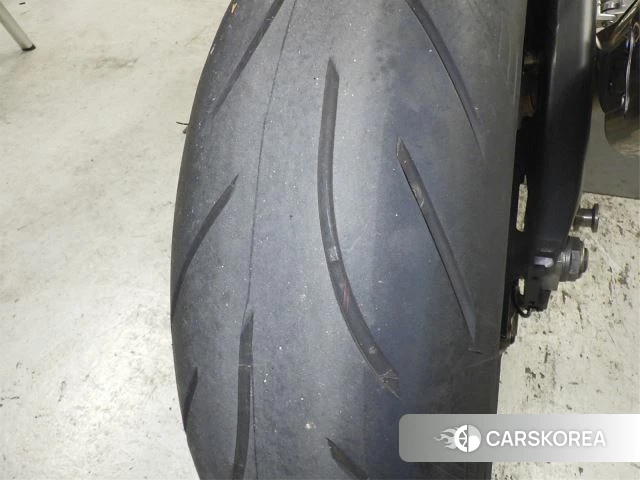 Honda CBR1000RR id 3946963 из Японии 12