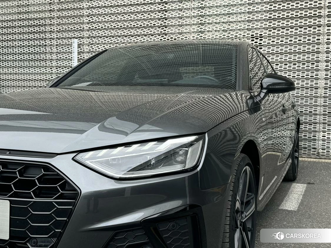 Audi A4L id 4473712 из Китая 9