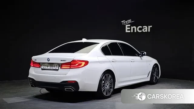 BMW 5 Series (G30) id 2971110 из Кореи 12