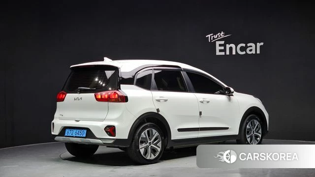 Kia Niro Plus id 3799438 из Кореи 12