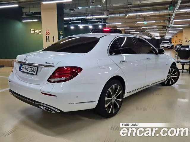 Mercedes-Benz E-Class W213 2020 Белый из Кореи, фото 2