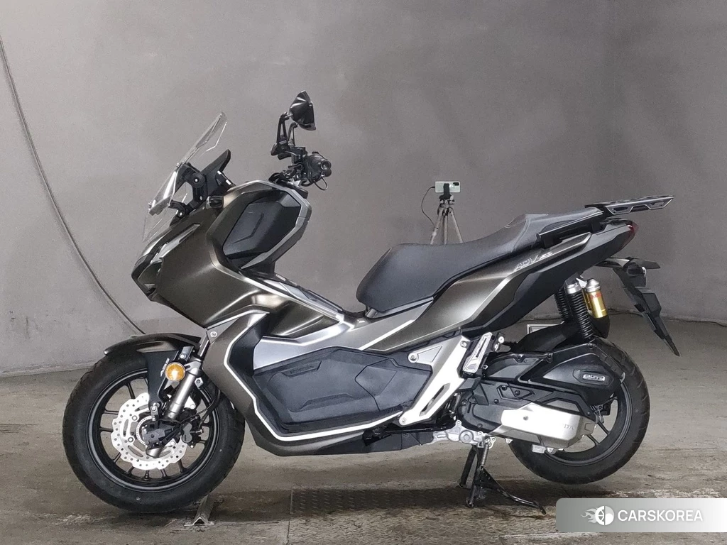 Проданный Honda ADV150 2019 из Японии, фото 2