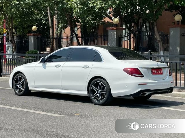 Mercedes-Benz E-class id 4220972 из Китая 12