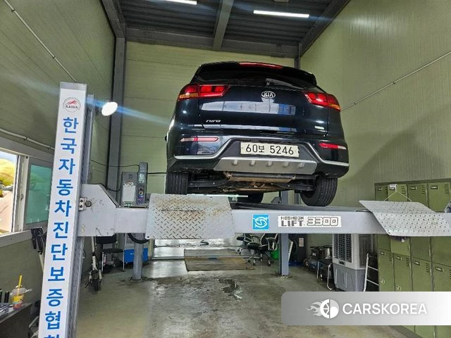 Kia Niro 2018 Синий из Кореи, фото 2