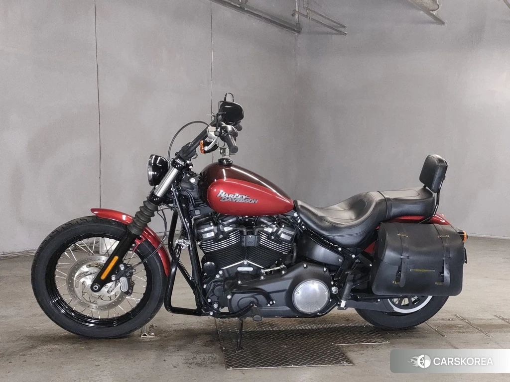 Проданный Harley-Davidson Softail Street Bob FXBB1750 2018 из Японии, фото 2